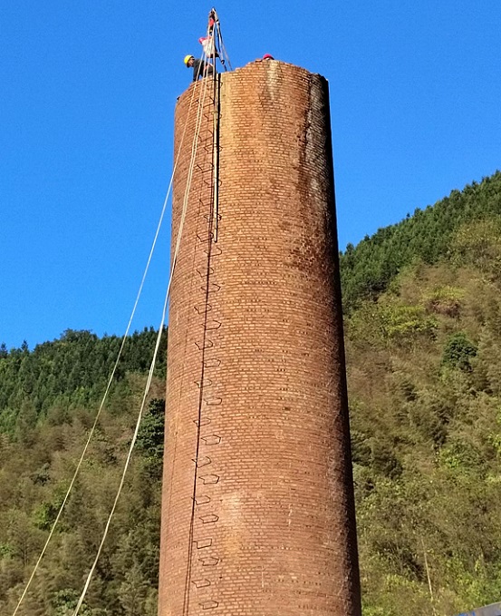 煙囪拆除公司:技術(shù)領(lǐng)先,安全無憂